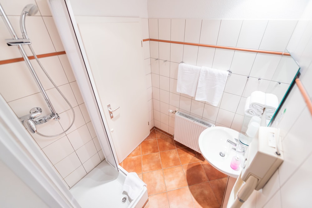 Classic Quadruple Room, 2 Bedrooms, Non Smoking, photo 6