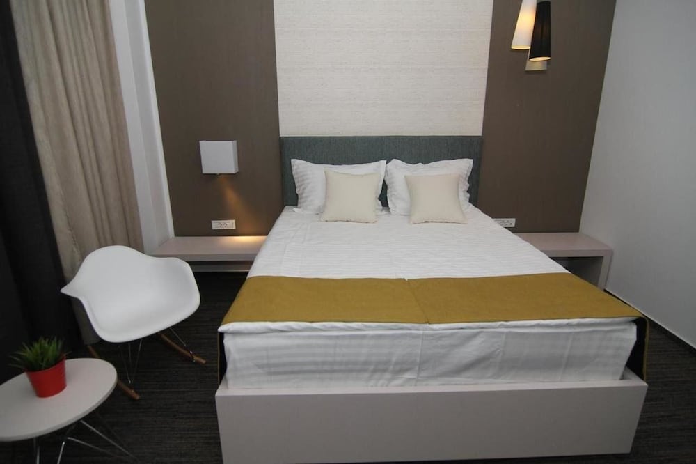 Economy Double Room photo 3
