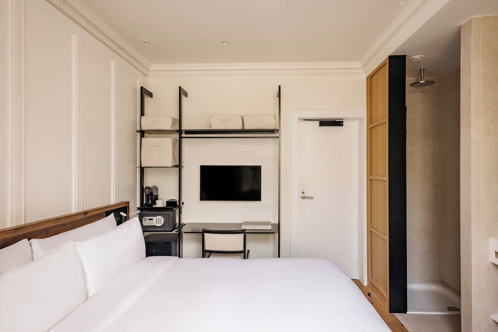 Classic Double Room photo 1