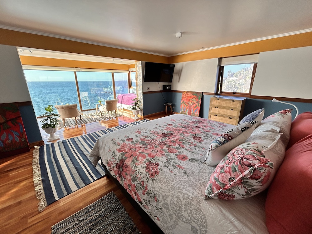 Panoramic Quadruple Room, 1 Bedroom, Non Smoking, Sea View photo 1