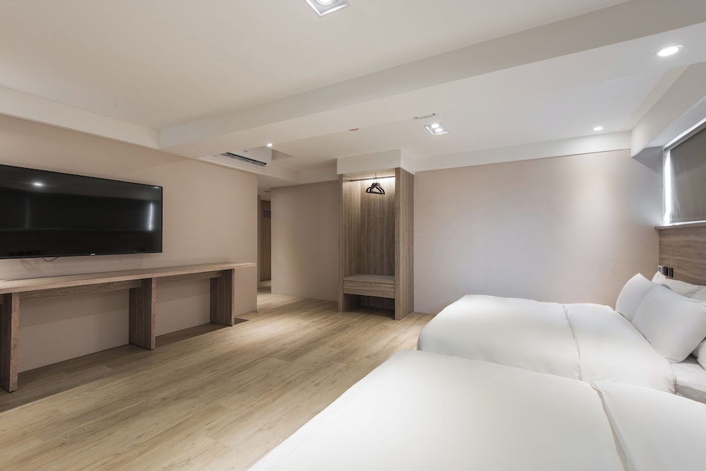 Standard Quadruple Room - Photo 5