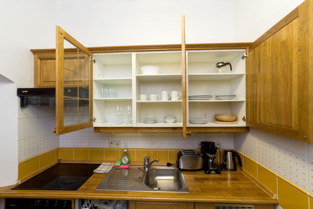 Luxury Apartment, 2 Bedrooms, Kitchen, River View photo 2