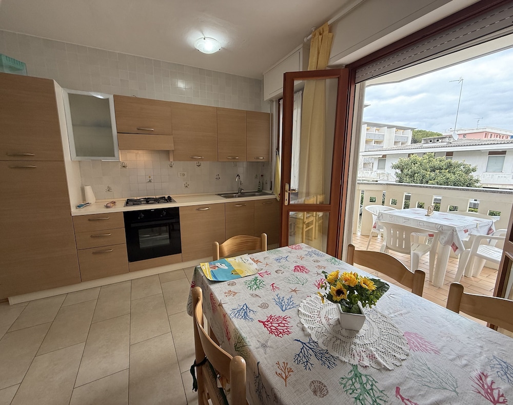 Apartment, 2 Bedrooms, Balcony, Ocean View