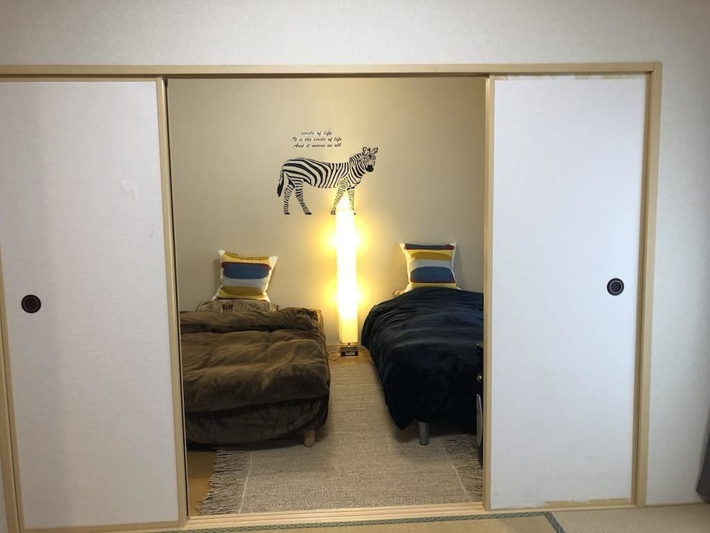 Apartment photo 2