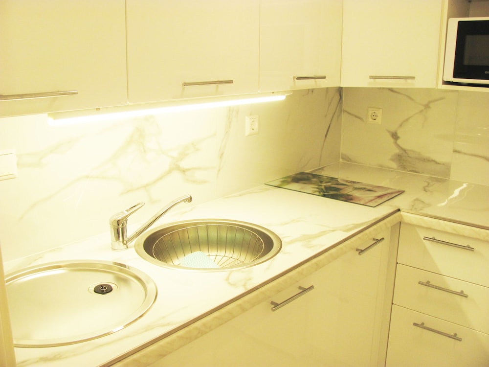 City Studio Suite, Non Smoking, Ground Floor (4 | Suite Kaffee-Küche) photo 3