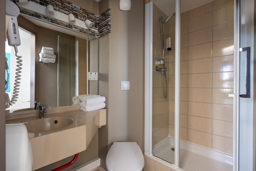 Comfort Triple Room - Photo 6