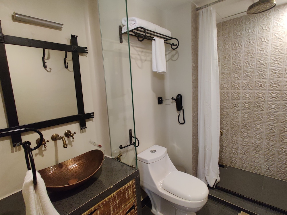 3102 Suite With Jacuzzi & Deck(Sleeps 4) - Photo 20
