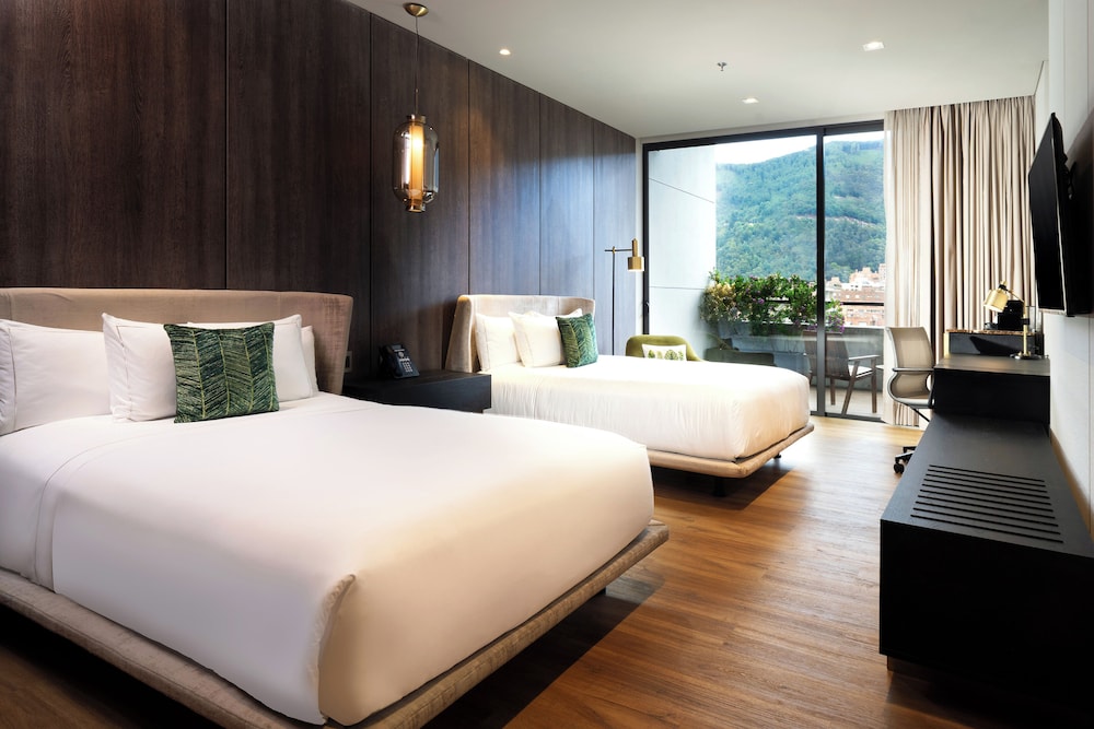 Double or Twin Room, City View - Photo 2