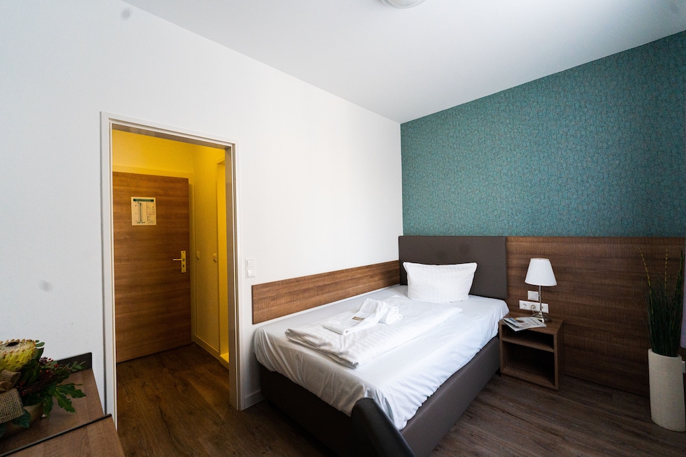 Comfort Single Room