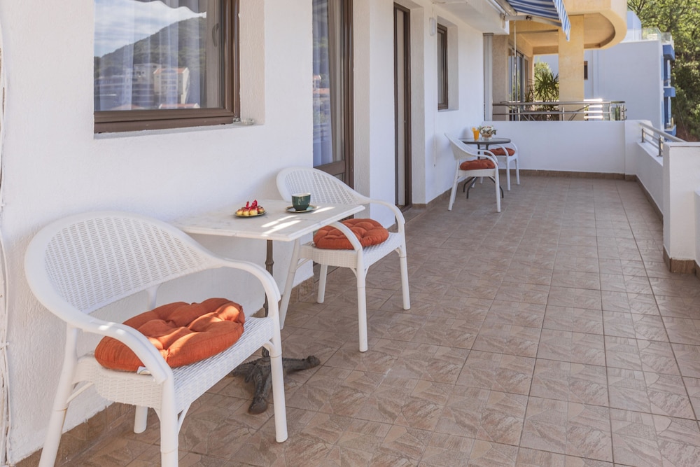 Premium Apartment, 2 Bedrooms, Sea View - Photo 19
