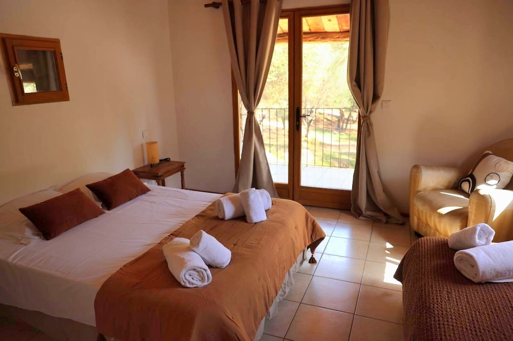 Traditional Villa photo 3