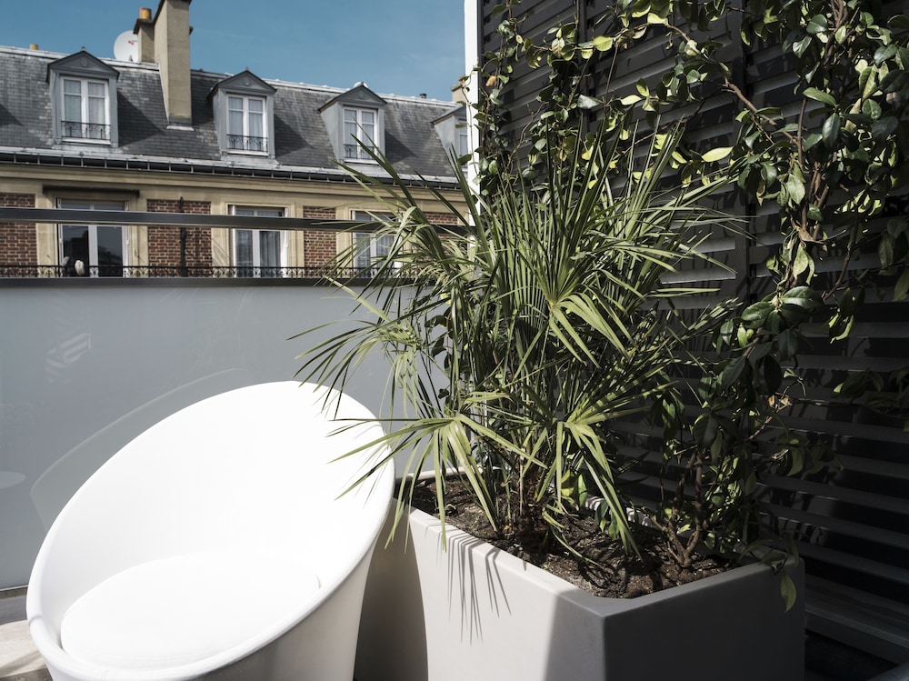 Elegance Room Terrace photo 2
