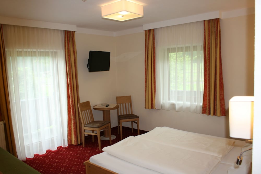 Triple Room, Balcony (Kolmspitze) photo 1