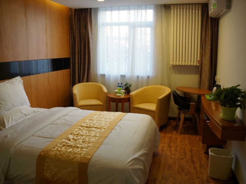 Room, 1 King Bed - Photo 1