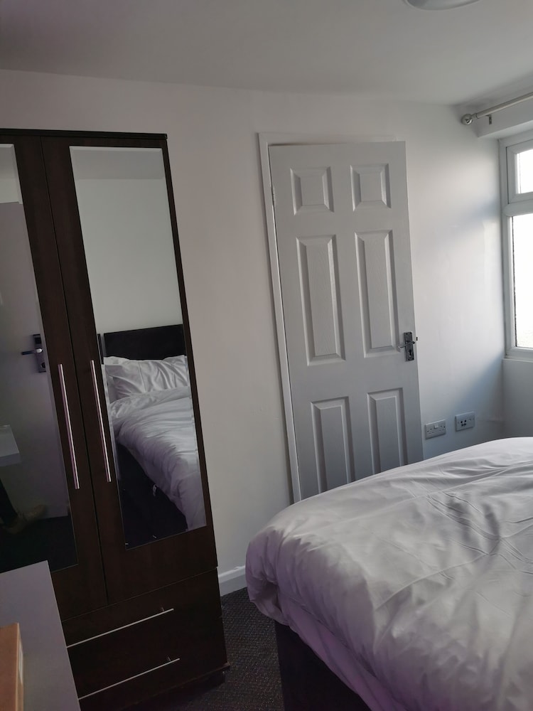 Standard Room, 1 Bedroom (Five) photo 2