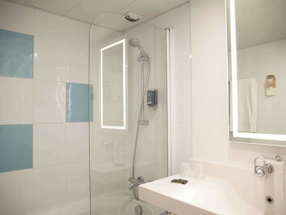 Standard Room, 1 Double Bed - Photo 6