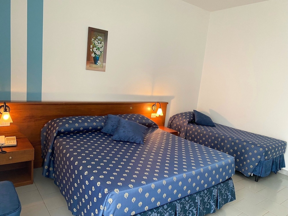 Comfort Triple Room, Balcony
