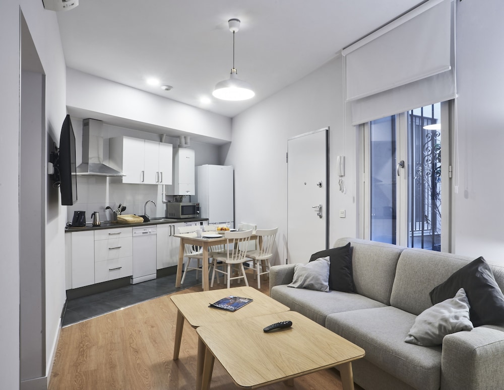 Economy Apartment, 2 Bedrooms (Ground floor)