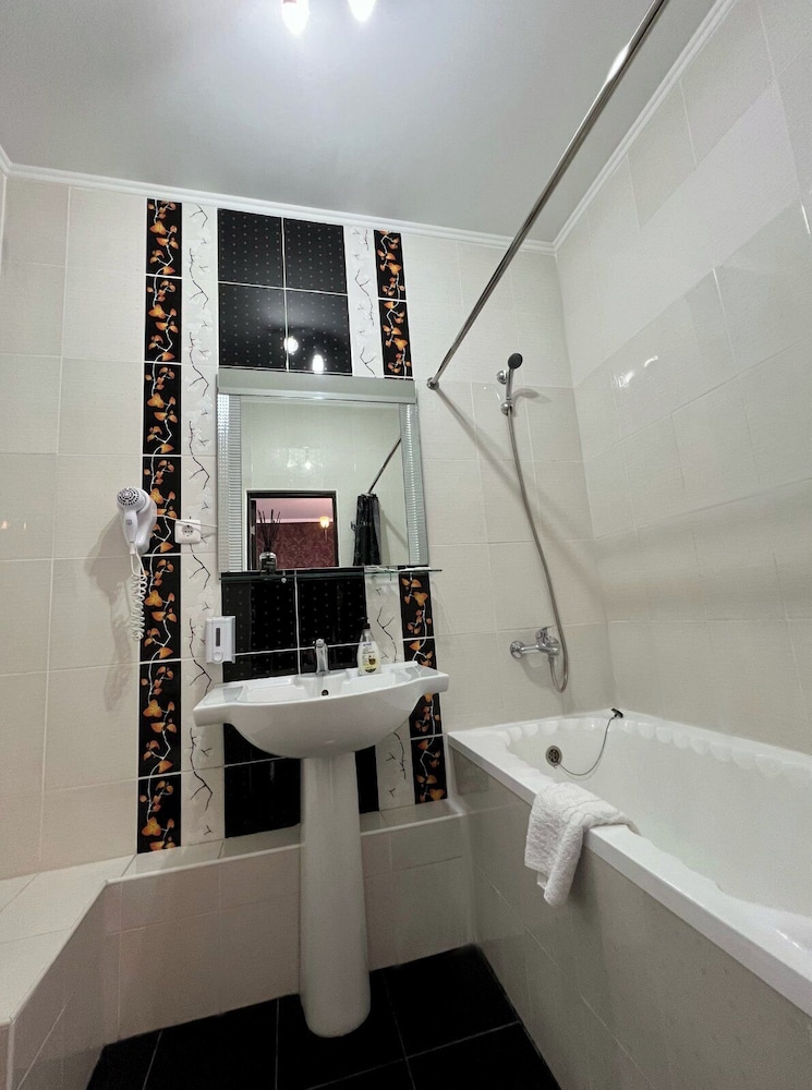 Standard Triple Room photo 3