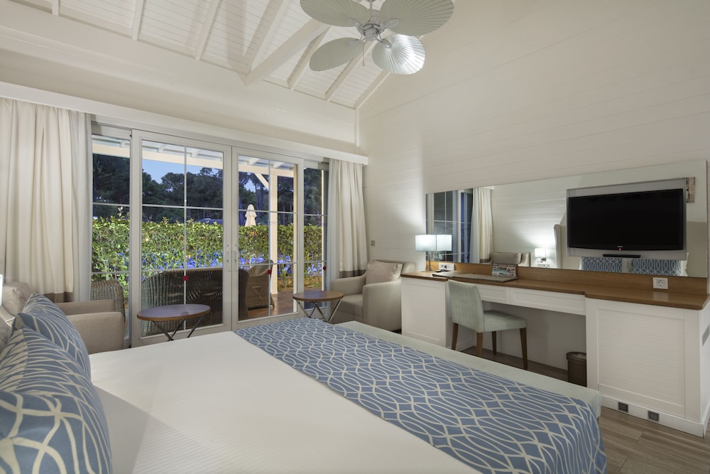 Villa Cedar photo 1