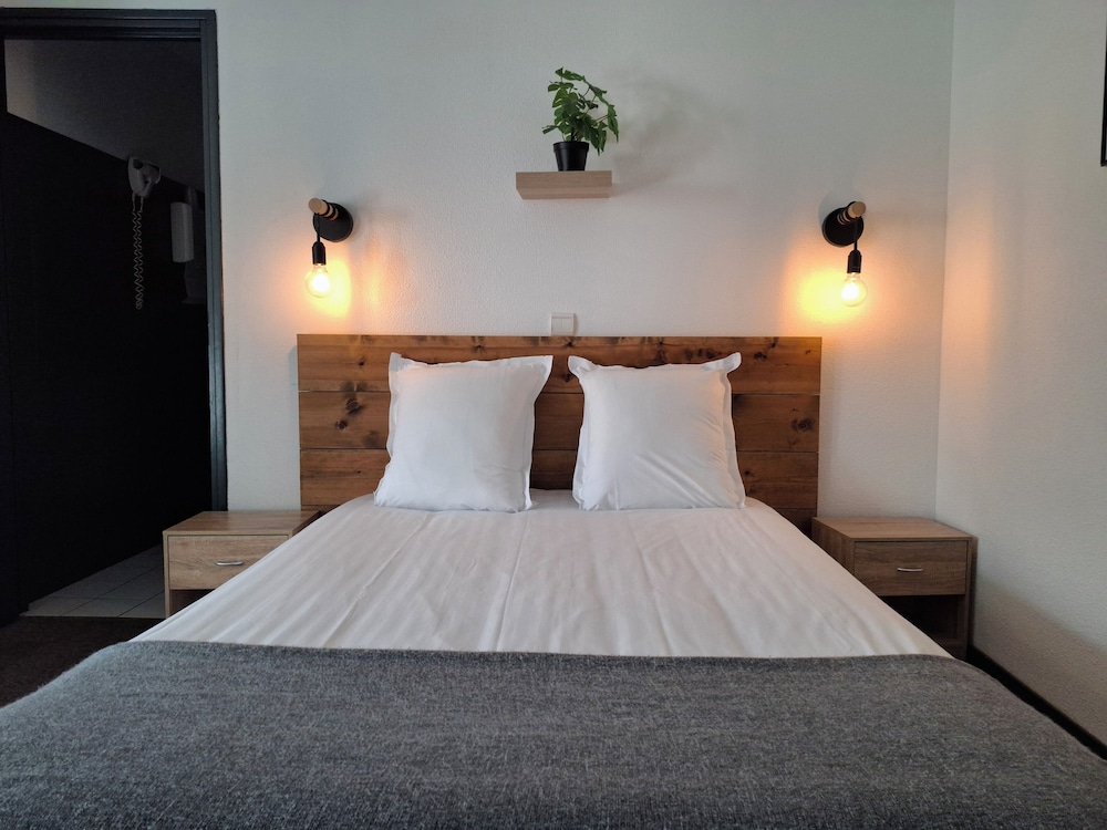 Classic Double Room, Mountain View