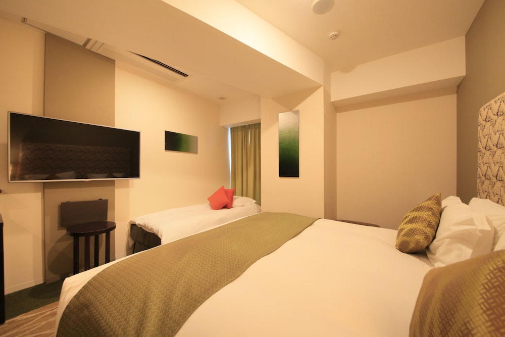Superior King Room -Non Smoking (1 King Bed) - Extrabed is from 3rd adult - Photo 5