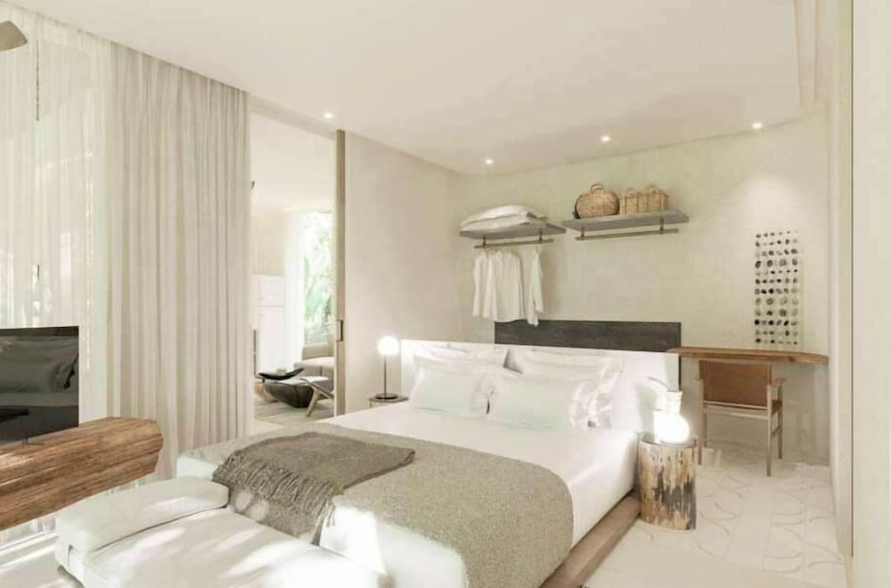 One Bedroom King Villa - Photo 1