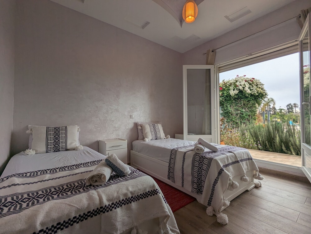 Family Bungalow, Ensuite, Pool View photo 2