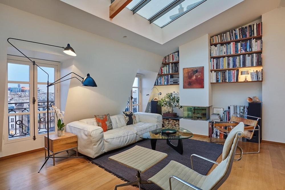 Apartment photo 1
