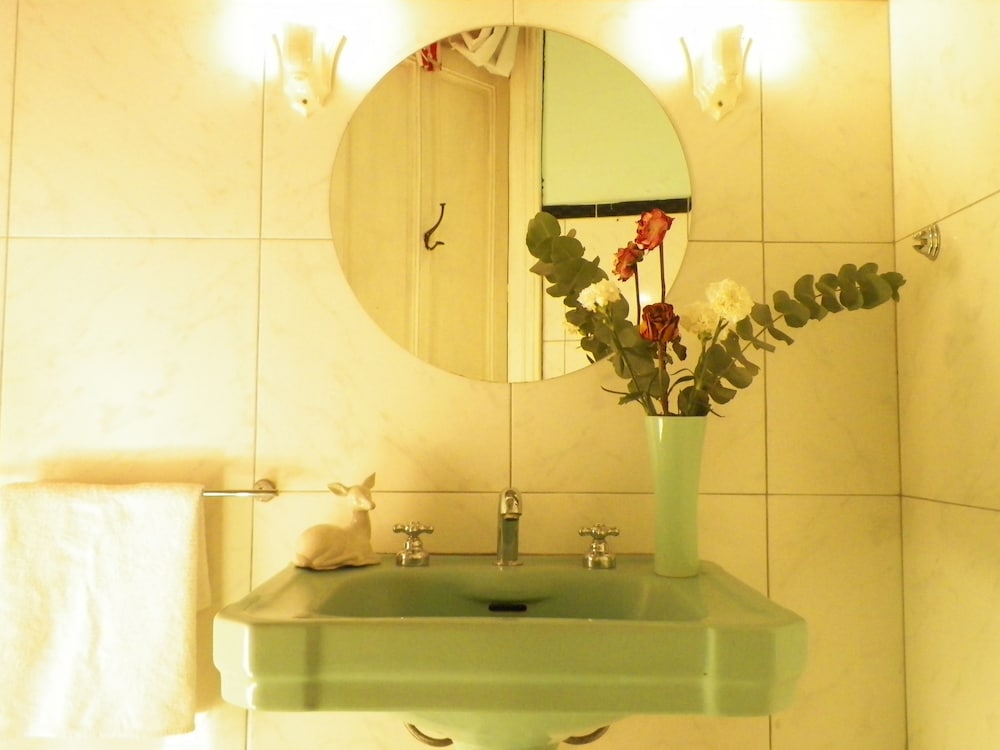 Quintuple Room Shared Bathroom photo 3