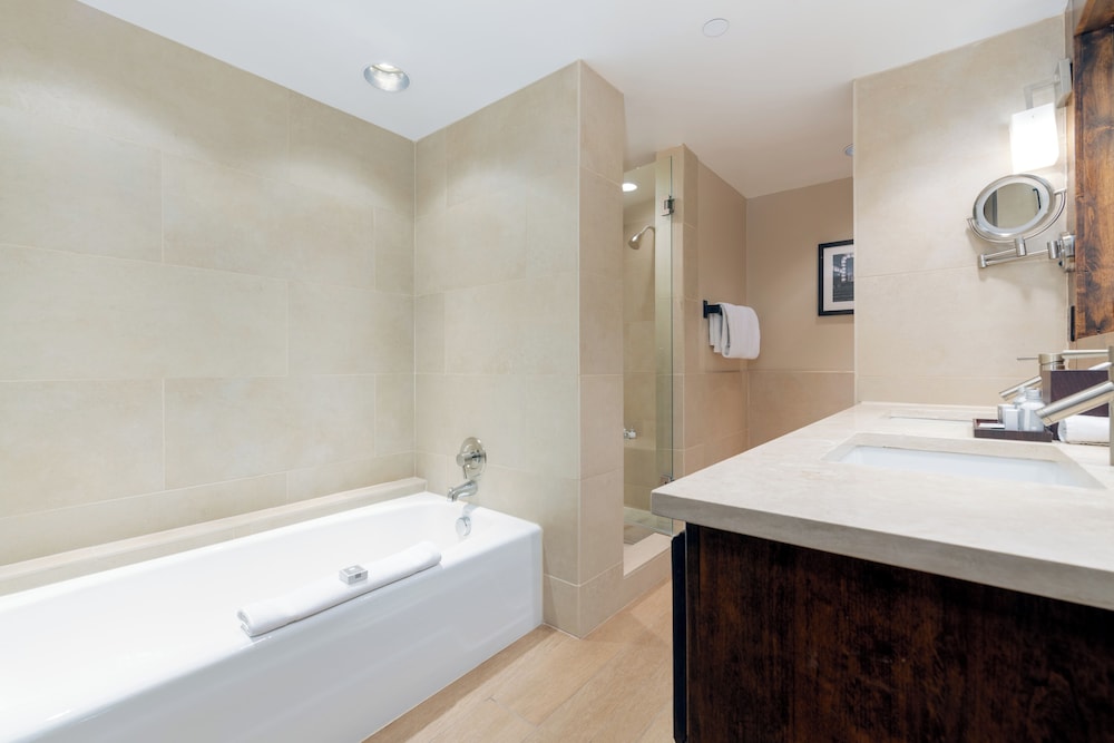 Grand Suite (Sunset Vista) - Photo 2