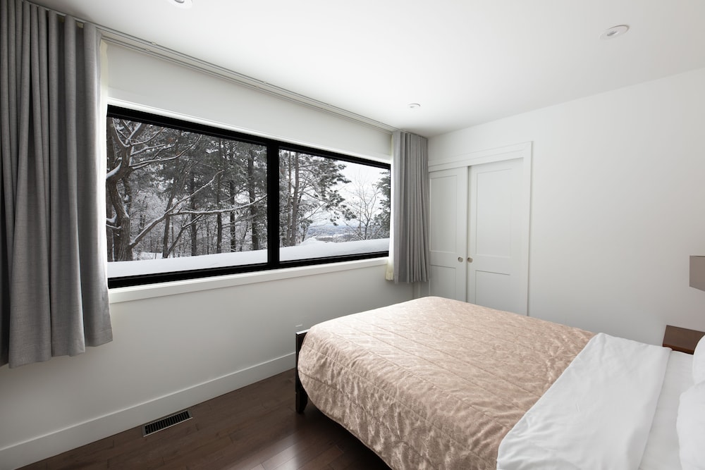 Deluxe Chalet photo 2