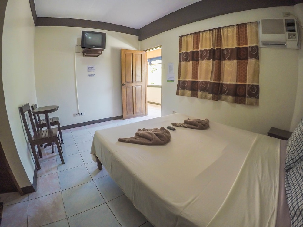 Standard Room photo 2