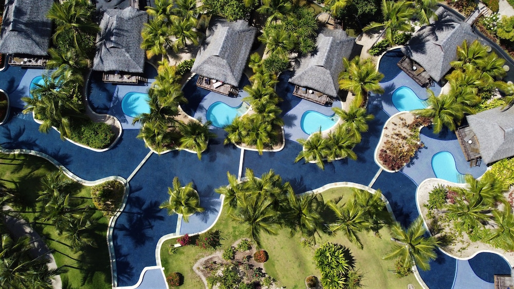 Pool Bungalow photo 1