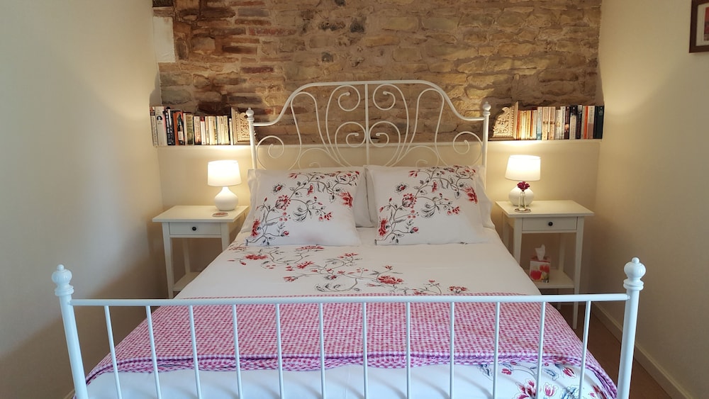 Double Room (La Charente) photo 3