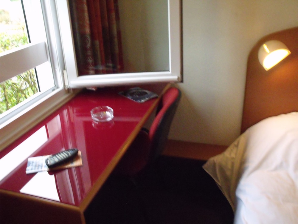 Double Room, 1 Queen Bed photo 3
