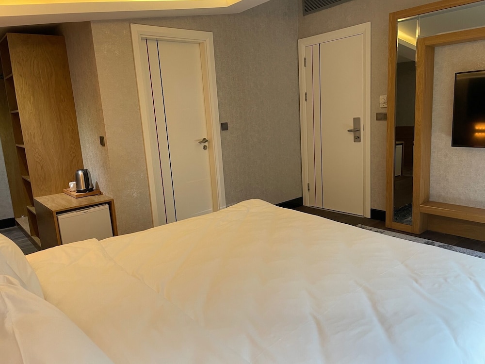 Deluxe Double Room (Stair Access) photo 3
