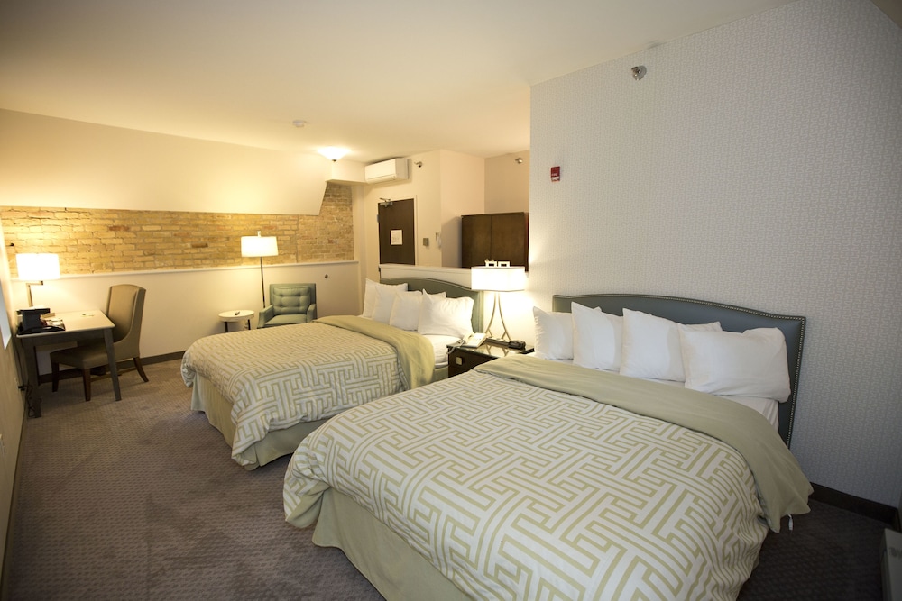 Suite, 2 Queen Beds
