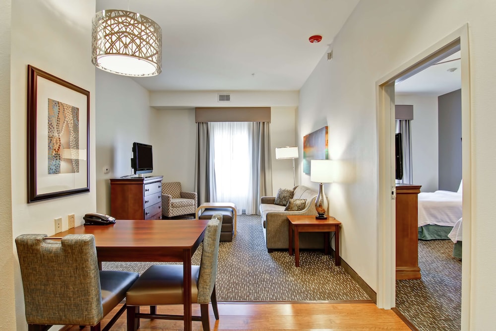 ADA Accessible, Suite, Accessible, Non Smoking - Photo 6