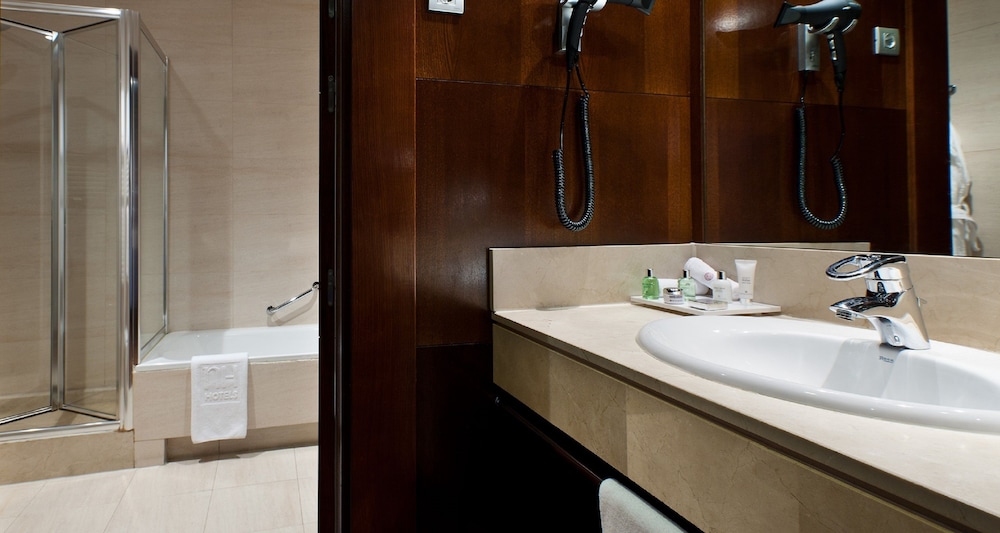 Superior Room - Photo 8