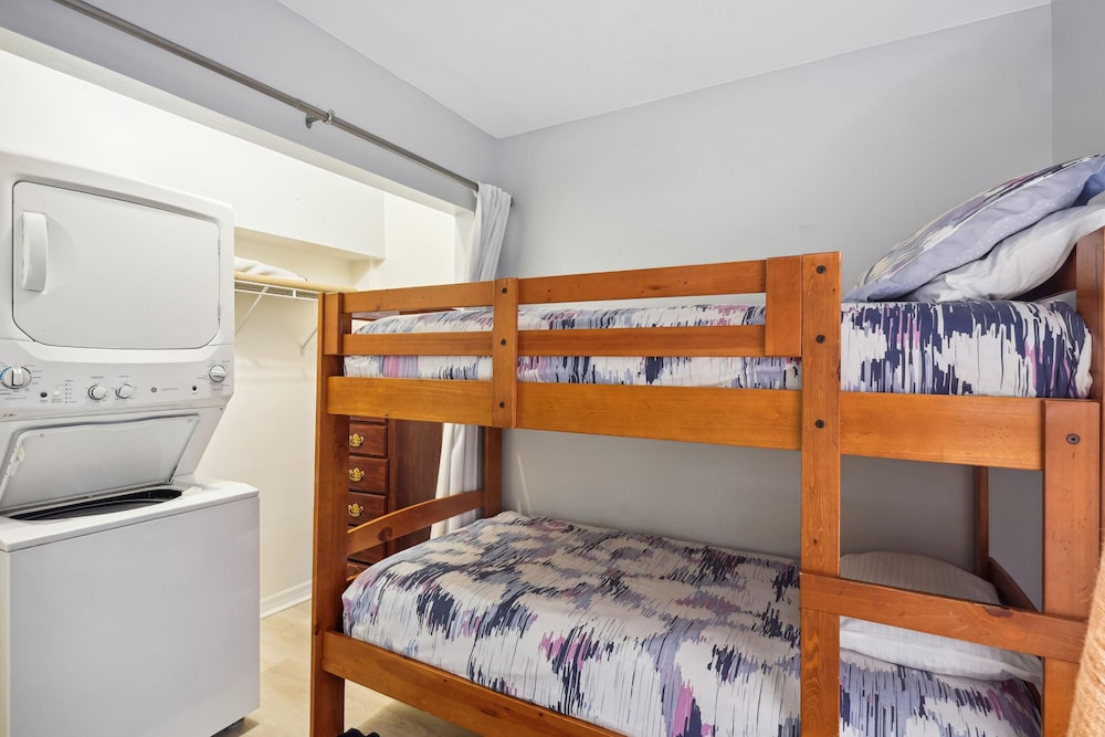 Condo, Multiple Beds (Villa Madeira 202) photo 1