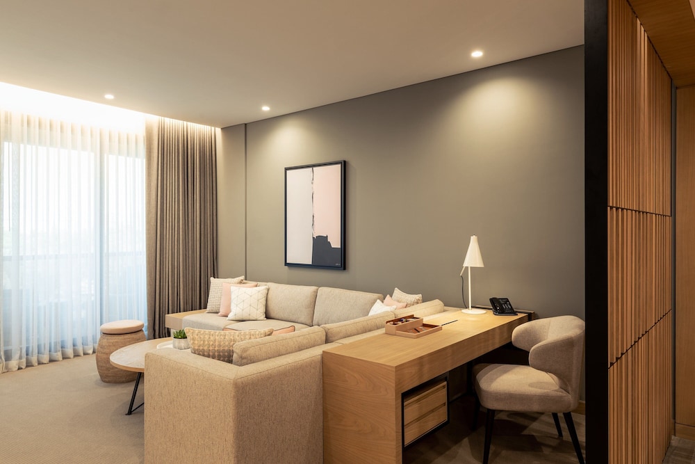 Royal Suite, 1 Bedroom, Tower (Royal Club) - Photo 8