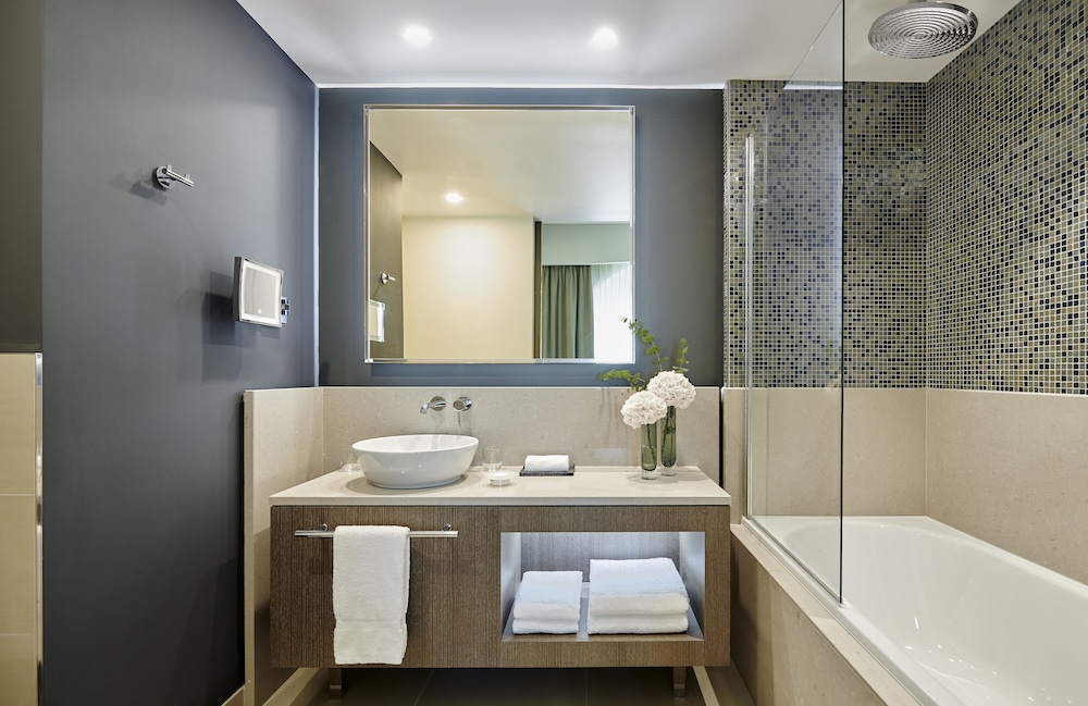 Premium Room, 2 Twin Beds, Garden View - Photo 2