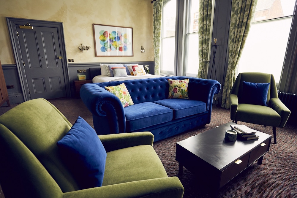 Junior Suite - Photo 1