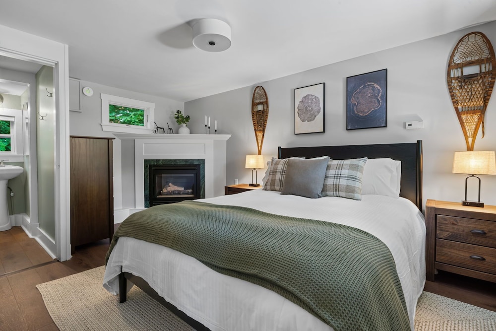 Executive Room, 1 Queen Bed with Sofa bed, Non Smoking, Kitchenette