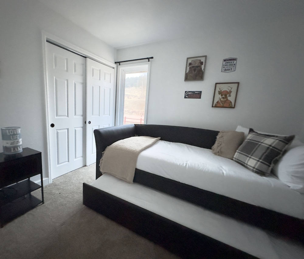 Condo, 2 Bedrooms, 2 Bathrooms photo 1