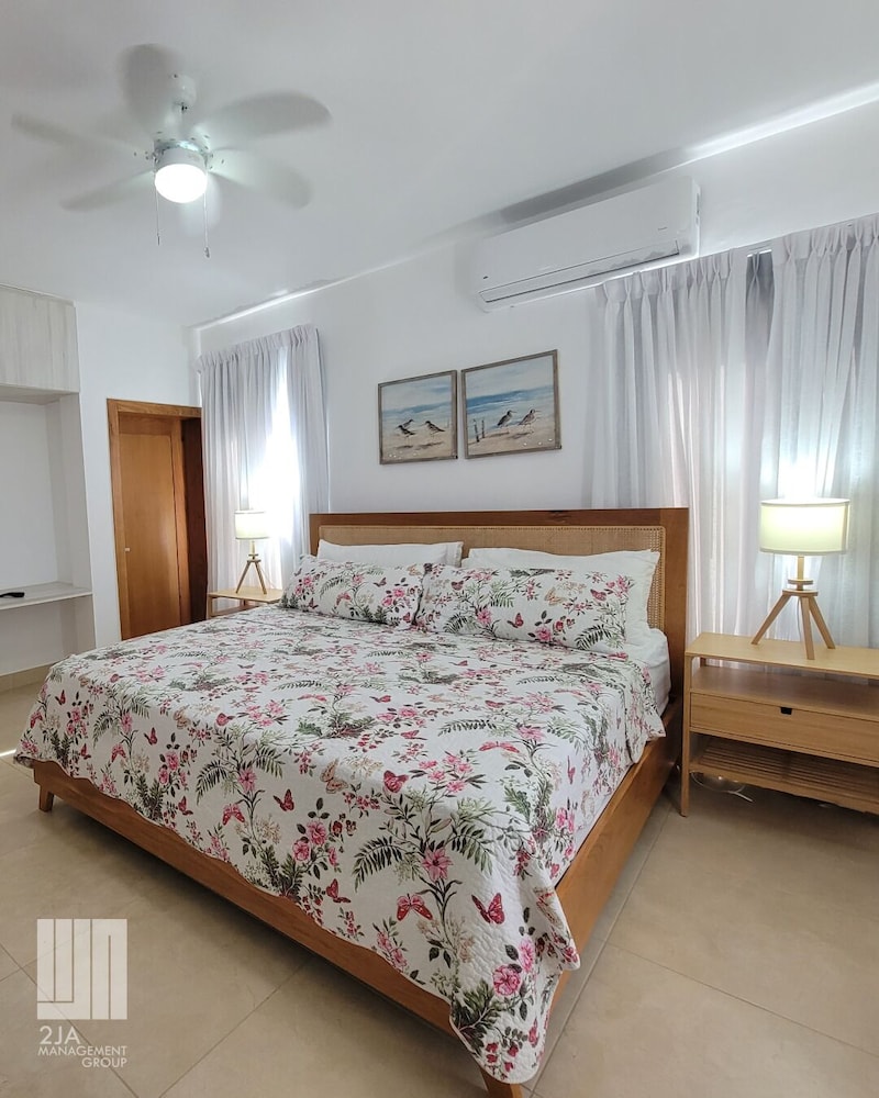 Design Villa photo 2