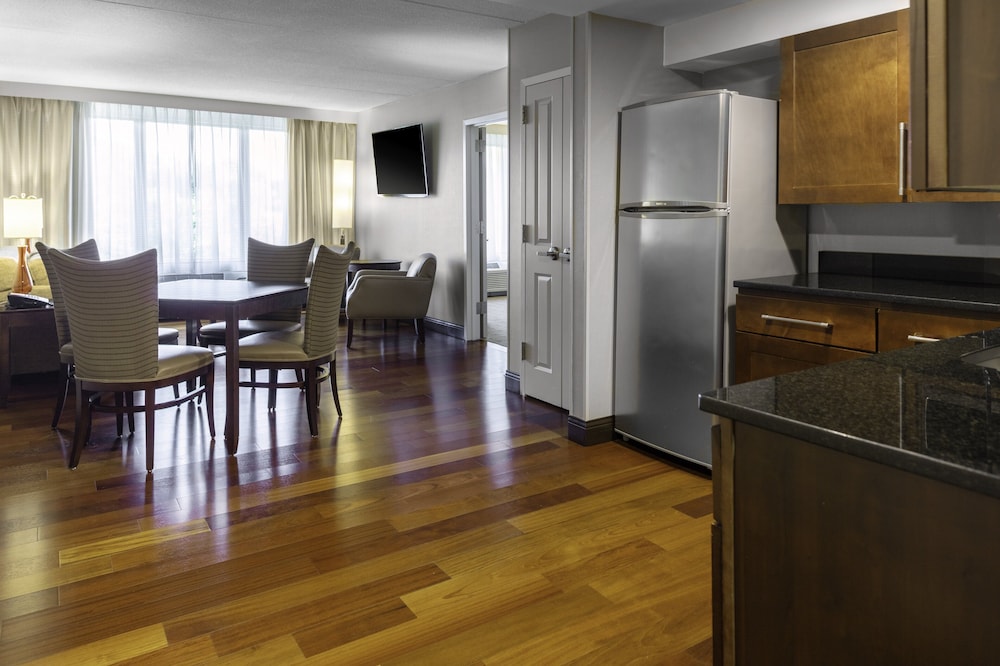 Suite, 1 Bedroom (High Floor) photo 3