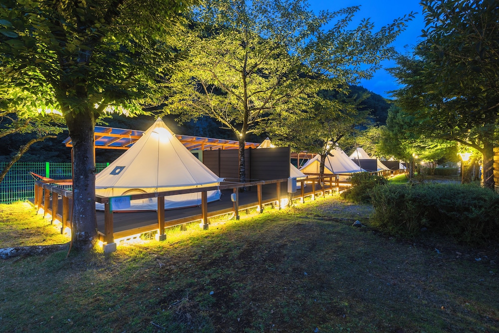 Standard Cotton Tent Riverside, Non Smoking photo 2