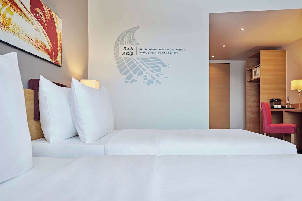 Room, 2 Twin Beds (Forest View)